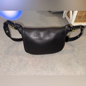 Vintage Coach Patricia Legacy Flap 9951